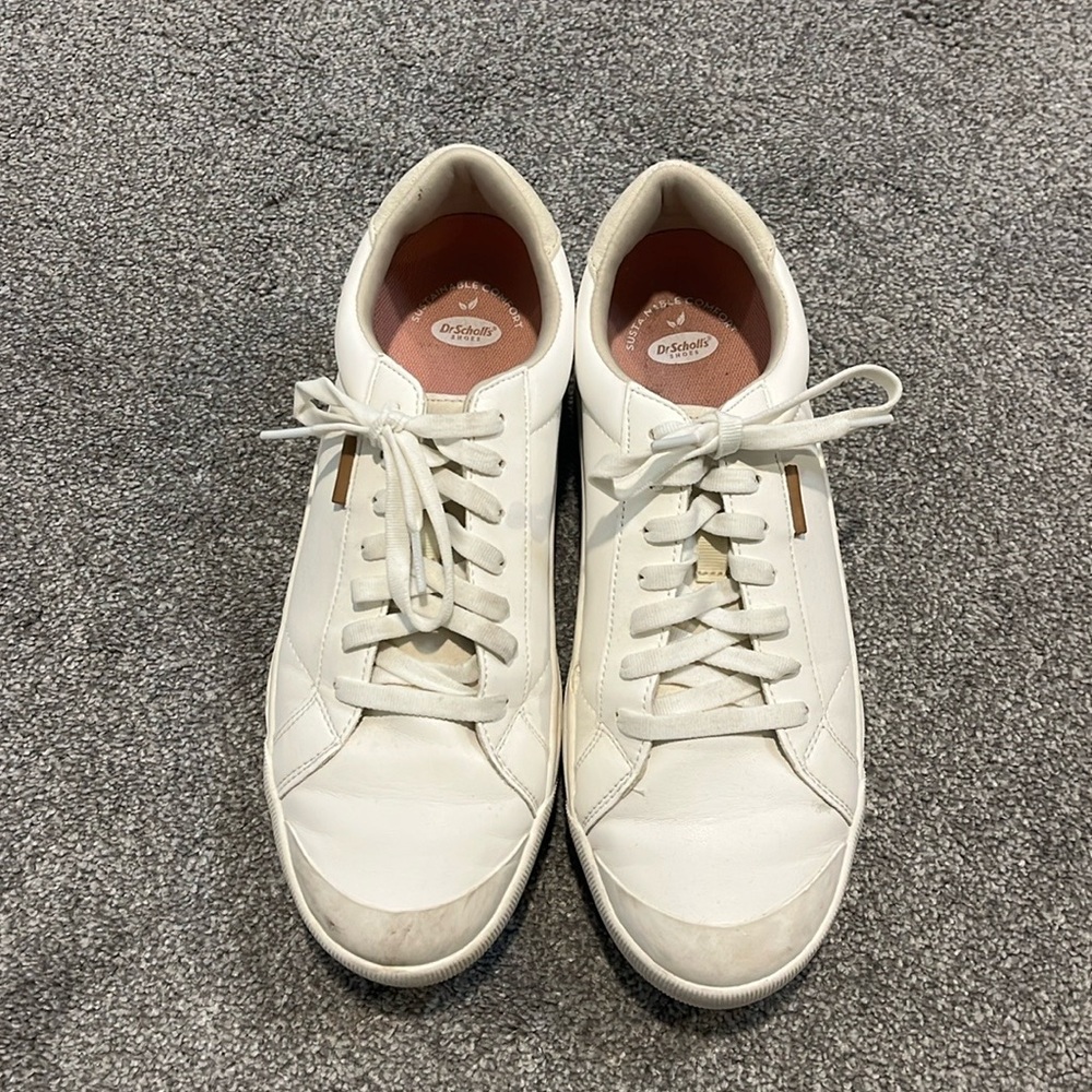 Dr. Scholl’s Time Off Platform white sneakers 10M